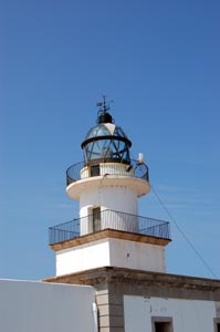 Los mercados no tienen incentivos para ofrecer los bienes públicos. Los mercados no tienen incentivos para ofrecer los bienes públicos